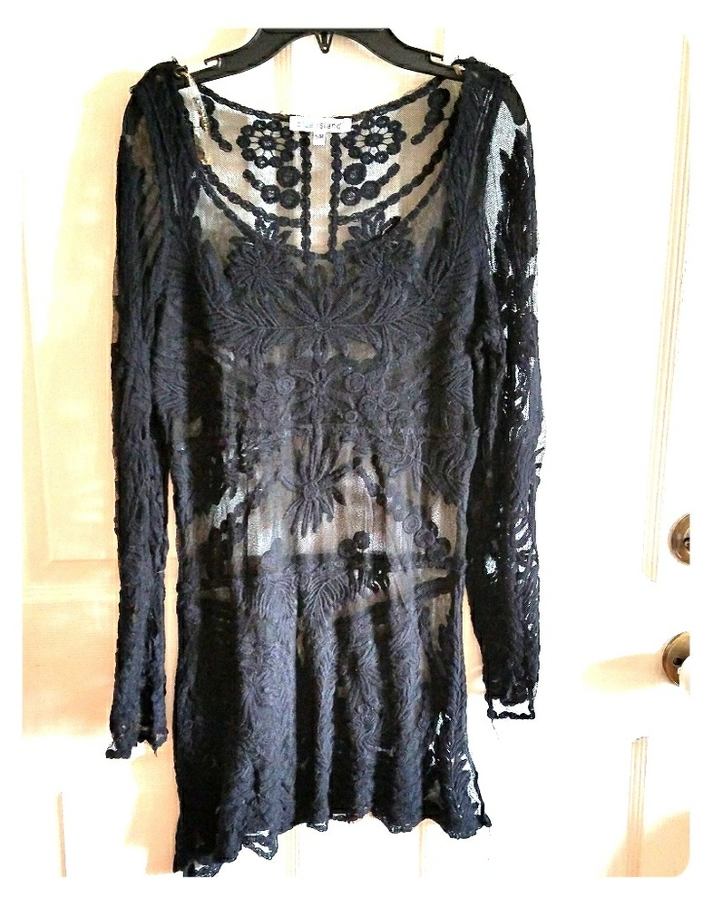 Blue Island Long sleeve black lace top dress M/L